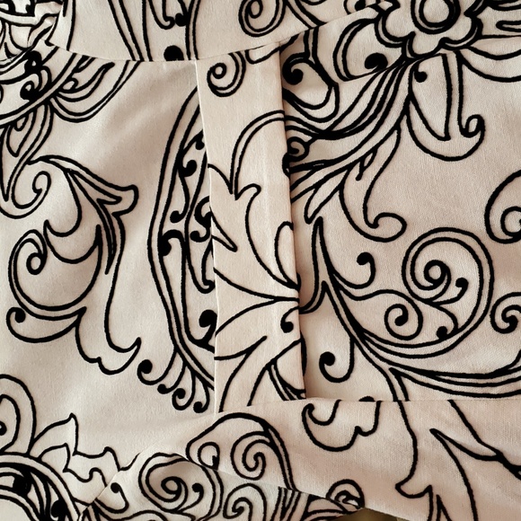 Coat - Picture 4 of 6